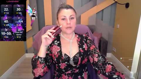 Snapshot of candylons chatting on November 22, 2025, 6:23 am CandyLons online show from November 22, 2025, 6:23 am