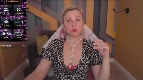 CandyLons online show from July 9, 2026, 5:55 am