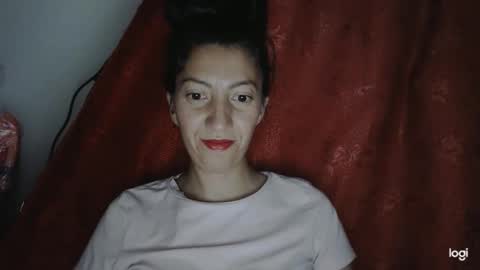 Snapshot of candymilfff chatting on December 5, 2024, 4:31 am candymilfff online show from December 5, 2024, 4:31 am