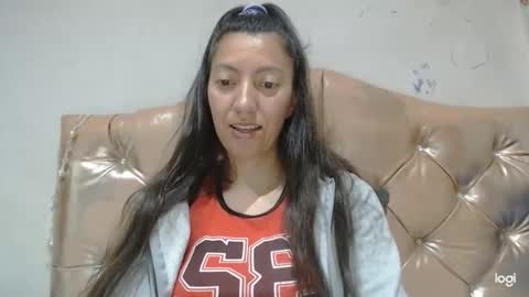 Snapshot of candymilfff chatting on February 11, 2025, 9:35 pm candymilfff online show from February 11, 2025, 9:35 pm