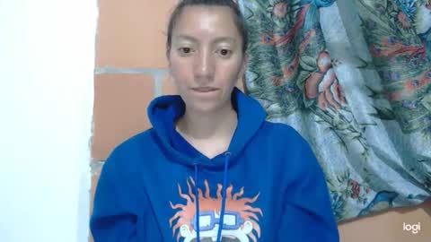 Snapshot of candymilfff chatting on March 6, 2025, 2:51 am candymilfff online show from March 6, 2025, 2:51 am