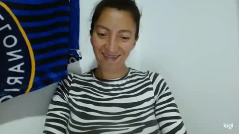 Snapshot of candymilfff chatting on September 10, 2025, 10:43 pm candymilfff online show from September 10, 2025, 10:43 pm