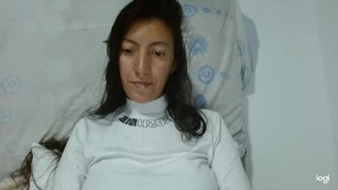 Snapshot of candymilfff chatting on September 21, 2025, 2:13 am candymilfff online show from September 21, 2025, 2:13 am
