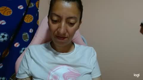 candymilfff online show from May 22, 2026, 1:17 pm