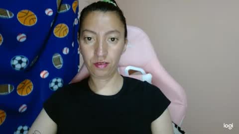 candymilfff online show from May 24, 2026, 1:16 pm