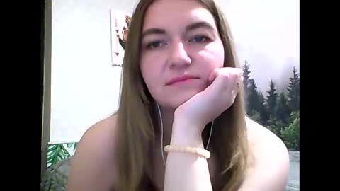 Daisy online show from March 8, 2025, 10:02 pm