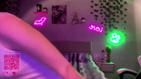 Snapshot of candyrass chatting on May 31, 2026, 8:54 am Candy online show from May 31, 2026, 8:54 am