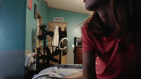 Snapshot of candyshop2024 chatting on January 7, 2026, 1:46 pm candyshop2024 online show from January 7, 2026, 1:46 pm