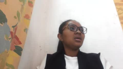 Snapshot of candysourensx chatting on July 4, 2026, 6:52 am CandySourensx online show from July 4, 2026, 6:52 am