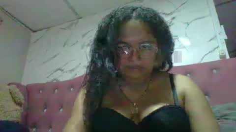 Snapshot of candysweet98 chatting on January 13, 2026, 1:00 am candy online show from January 13, 2026, 1:00 am