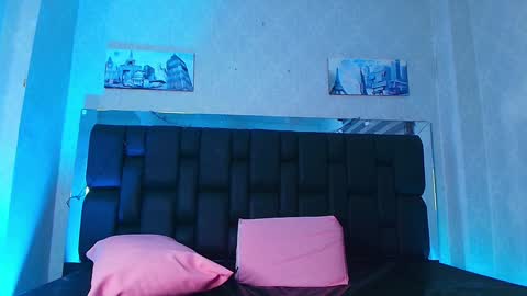 Aura  online show from February 3, 2025, 11:53 am