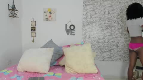 Canhela online show from February 25, 2026, 1:15 am