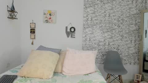 Snapshot of canhela1 chatting on March 17, 2026, 1:47 pm Canhela online show from March 17, 2026, 1:47 pm