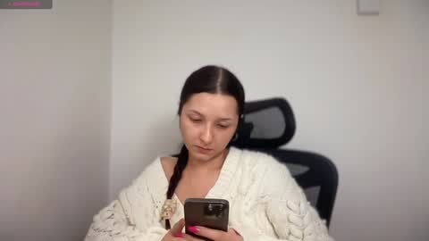 Snapshot of cappuccinokiss chatting on January 16, 2025, 3:13 pm Emma online show from January 16, 2025, 3:13 pm