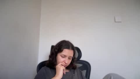 Emma online show from October 24, 2025, 7:38 am