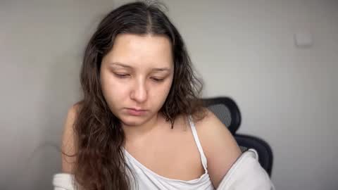 Snapshot of cappuccinokiss chatting on January 7, 2026, 8:06 am Emma online show from January 7, 2026, 8:06 am