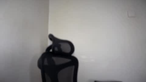 Snapshot of cappuccinokiss chatting on January 12, 2026, 5:01 am Emma online show from January 12, 2026, 5:01 am