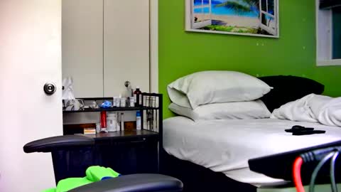 Snapshot of capricorne1965 chatting on February 14, 2026, 1:46 am capricorne1965 online show from February 14, 2026, 1:46 am