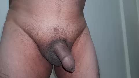 Snapshot of captain_juicyprecum chatting on February 9, 2026, 2:43 pm captian juicyprecum online show from February 9, 2026, 2:43 pm