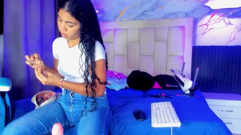 Snapshot of caraiosh_ chatting on March 3, 2026, 12:33 pm Cara online show from March 3, 2026, 12:33 pm