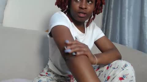 caramel online show from November 5, 2025, 8:03 am