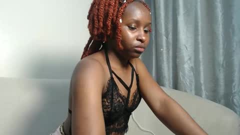 caramel online show from November 6, 2025, 8:32 pm