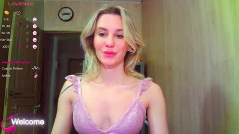 Snapshot of caramel_pie_ chatting on February 1, 2026, 8:40 pm caramel online show from February 1, 2026, 8:40 pm