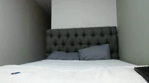 fifi online show from March 11, 2025, 9:15 pm