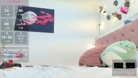 Snapshot of carameloo_06 chatting on March 7, 2025, 8:13 am carolina online show from March 7, 2025, 8:13 am