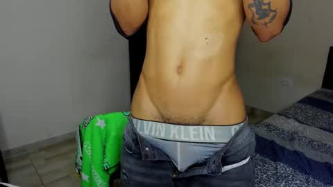 Carlos and Cristian  online show from October 24, 2025, 11:28 am