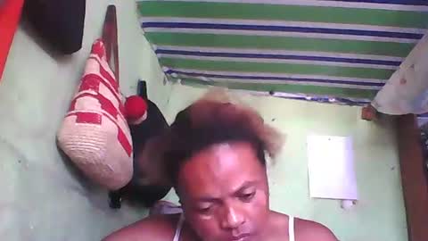 Snapshot of carinesexy69 chatting on December 6, 2024, 11:00 am carinesexy69 online show from December 6, 2024, 11:00 am