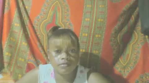 Snapshot of carinesexy69 chatting on December 14, 2024, 1:28 am carinesexy69 online show from December 14, 2024, 1:28 am