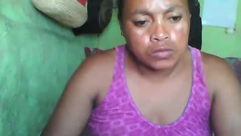 Snapshot of carinesexy69 chatting on January 2, 2025, 11:20 am carinesexy69 online show from January 2, 2025, 11:20 am