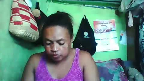 Snapshot of carinesexy69 chatting on January 12, 2025, 8:04 am carinesexy69 online show from January 12, 2025, 8:04 am