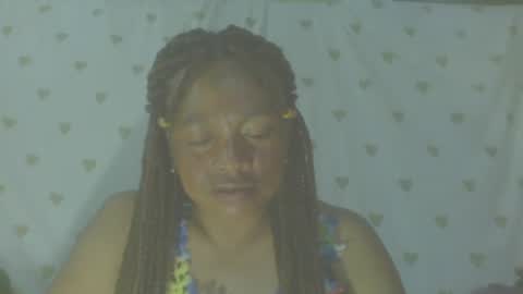 Snapshot of carinesexy69 chatting on September 22, 2025, 12:51 pm carinesexy69 online show from September 22, 2025, 12:51 pm