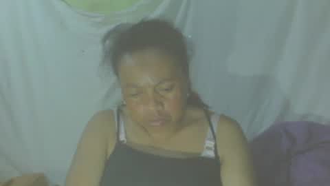 Snapshot of carinesexy69 chatting on October 6, 2025, 12:35 pm carinesexy69 online show from October 6, 2025, 12:35 pm