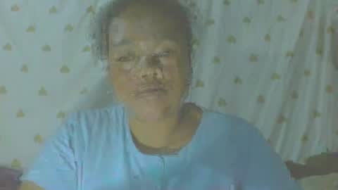 carinesexy69 online show from October 21, 2025, 1:56 pm