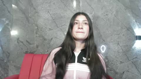 Snapshot of caritoluna_ chatting on November 11, 2025, 3:39 am Carito online show from November 11, 2025, 3:39 am