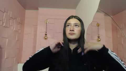 Snapshot of caritoluna_ chatting on November 15, 2025, 3:37 am Carito online show from November 15, 2025, 3:37 am