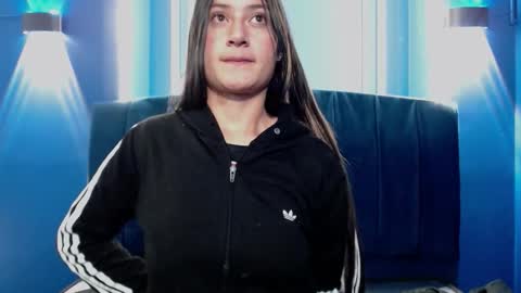 Snapshot of caritoluna_ chatting on November 28, 2025, 3:42 am Carito online show from November 28, 2025, 3:42 am