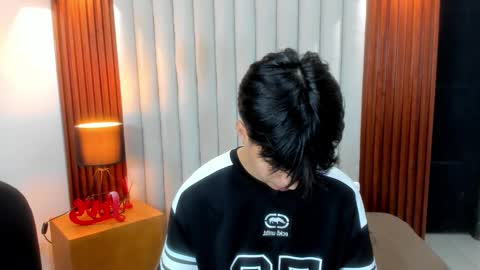 carl_dixon online show from October 18, 2025, 7:47 pm