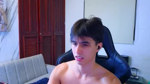 carl_dixon online show from March 10, 2026, 11:43 pm