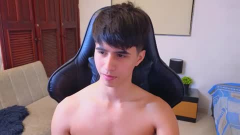 carl_dixon online show from June 27, 2026, 3:44 am