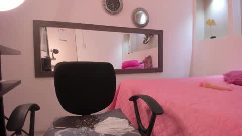 carla and robert online show from February 23, 2025, 6:39 am