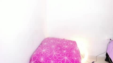 Snapshot of carla_morrinson2 chatting on December 19, 2025, 9:22 pm carla_morrinson2 online show from December 19, 2025, 9:22 pm