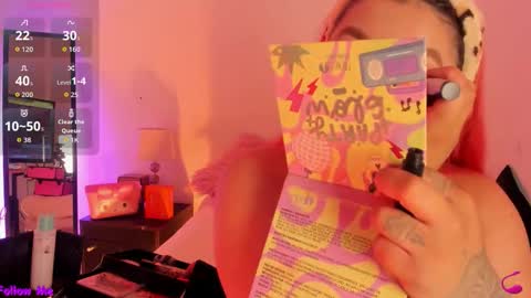 Carla Wet18 online show from October 24, 2025, 2:13 pm