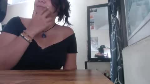 Snapshot of carlajames_1 chatting on January 22, 2025, 12:27 am carlajames_1 online show from January 22, 2025, 12:27 am