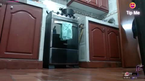 Snapshot of carlajames_1 chatting on February 12, 2025, 12:27 am carlajames_1 online show from February 12, 2025, 12:27 am