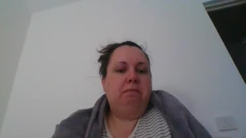 Carlaruth online show from November 4, 2025, 4:55 am