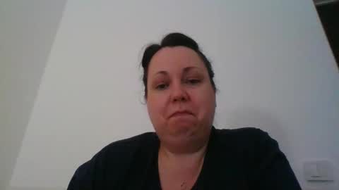 Carlaruth online show from November 11, 2025, 4:45 am